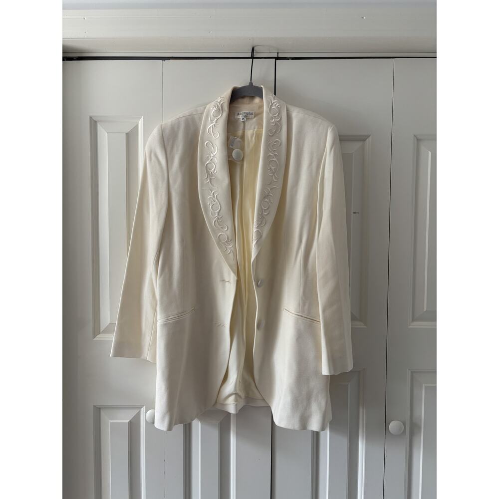 Ann Taylor Studio Ivory Embroidered Wool Blazer 14 - Picture 3 of 10